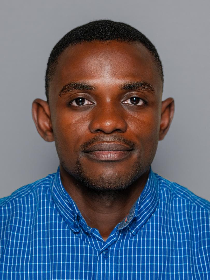 Portrait of Isaac Asirifi Boakye along his professional story path